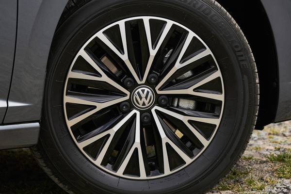 2019 Audi A3 Sedan Vs 2019 Volkswagen Jetta