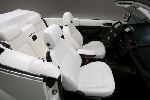 2007 Volkswagen New Beetle Triple White Convertible Interior