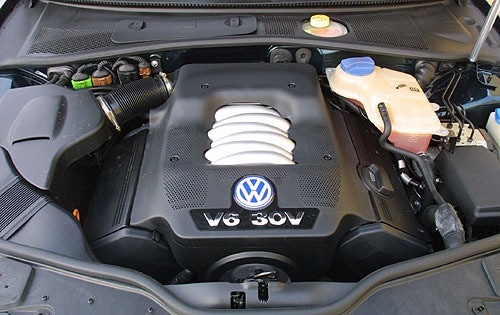 2002 Volkswagen Passat GLX 2.8L V6 Engine Shown