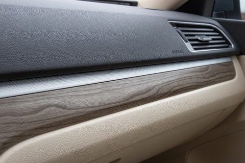 2016 Volkswagen Passat V6 SEL Premium Sedan Interior Detail