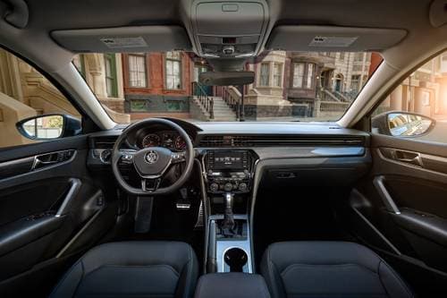 2022 Volkswagen Passat R-Line Sedan Dashboard