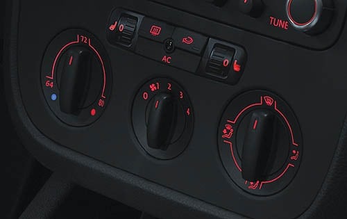 2008 Volkswagen Rabbit S 2dr Center Console