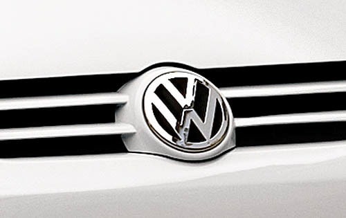 2008 Volkswagen Rabbit S Front Grille and Badging