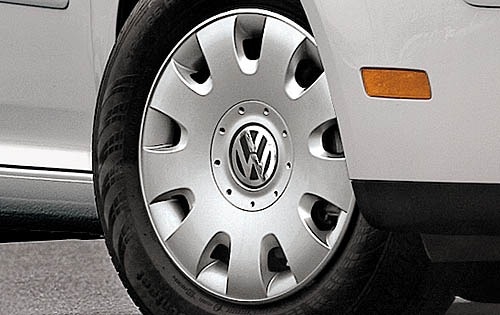 2008 Volkswagen Rabbit S 4dr Wheel Detail