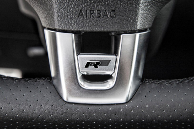 2014 Volkswagen Tiguan R-Line 4dr SUV Steering Wheel Badge Detail