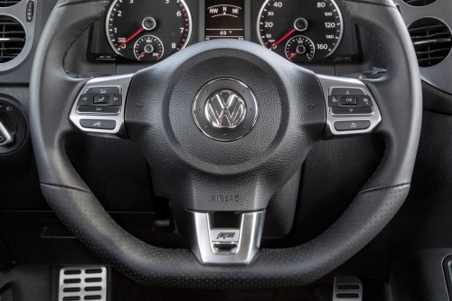 2014 Volkswagen Tiguan R-Line 4dr SUV Steering Wheel Detail