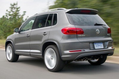 Used 2016 Volkswagen Tiguan S 4motion Suv Review Ratings Edmunds 2016 Volkswagen Tiguan R Line 4motion 4dr Suv Exterior Shown