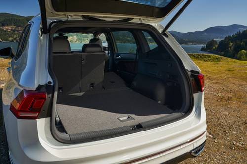 Volkswagen Tiguan SEL R-Line 4dr SUV Rear Seats Down