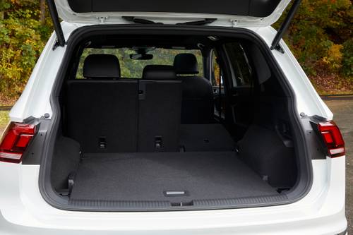 Volkswagen Tiguan SEL R-Line 4dr SUV Rear Seats Down