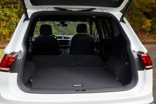 Volkswagen Tiguan SEL R-Line 4dr SUV Rear Seats Down