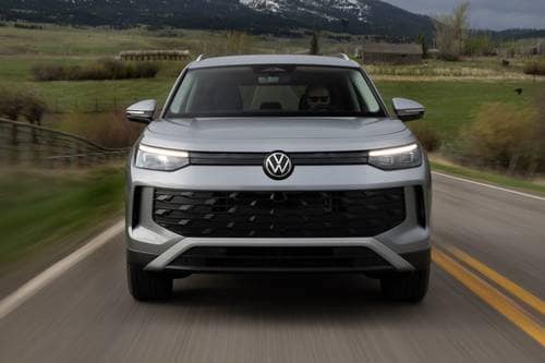 2025 Volkswagen Tiguan SE 4dr SUV Exterior