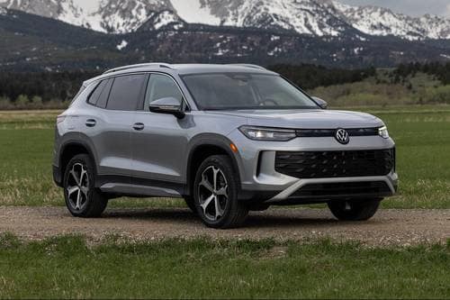 2025 Volkswagen Tiguan SE 4dr SUV Exterior