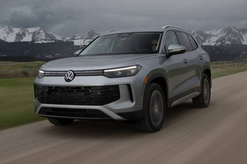 2025 Volkswagen Tiguan SE 4dr SUV Exterior