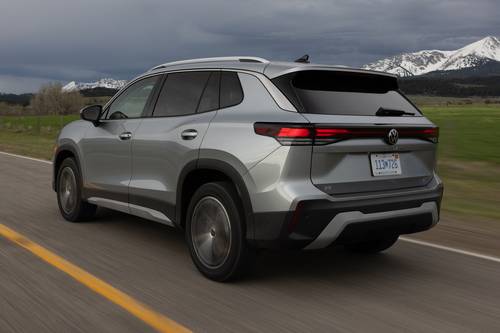 2025 Volkswagen Tiguan SE 4dr SUV Exterior Shown