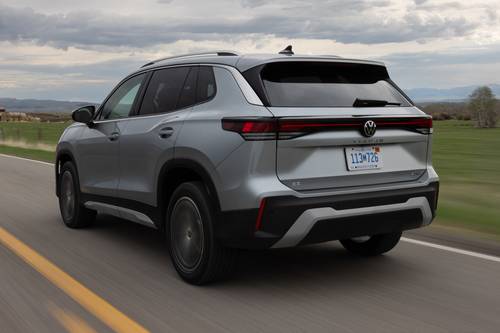 2025 Volkswagen Tiguan SE 4dr SUV Exterior Shown