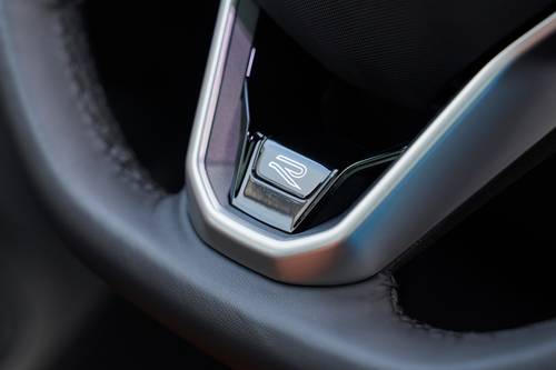 2025 Volkswagen Tiguan SEL R-Line 4dr SUV Interior Detail