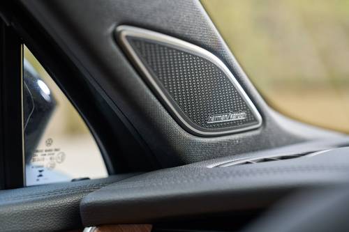 2025 Volkswagen Tiguan SEL R-Line 4dr SUV Interior Detail
