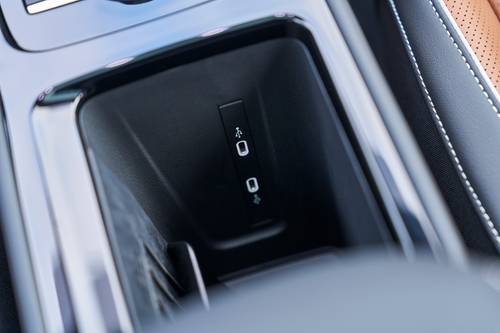 2025 Volkswagen Tiguan SEL R-Line 4dr SUV Interior Detail