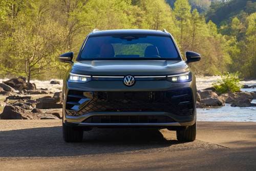 2025 Volkswagen Tiguan SEL R-Line 4dr SUV Exterior