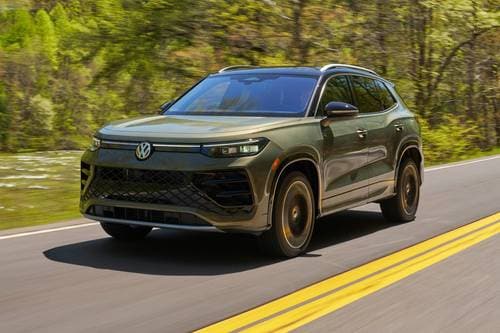 2025 Volkswagen Tiguan SEL R-Line 4dr SUV Exterior