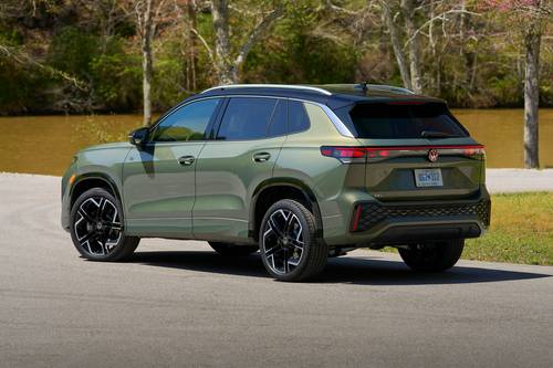2025 Volkswagen Tiguan SEL R-Line 4dr SUV Exterior