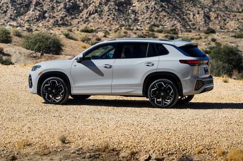 2025 Volkswagen Tiguan SEL R-Line 4dr SUV Profile Shown Profile
