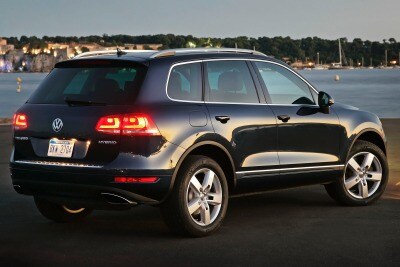Used 2017 Volkswagen Touareg Hybrid Review Ratings Edmunds 2017 Volkswagen Touareg 4dr Suv Hybrid Exterior