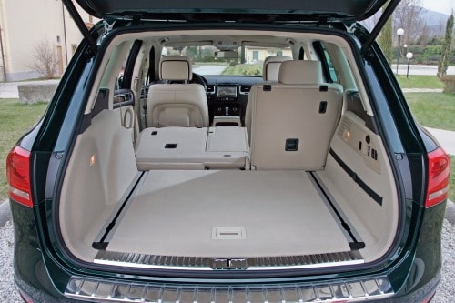 2012 Volkswagen Touareg 4dr SUV Cargo Area