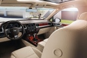 2012 Volkswagen Touareg 4dr SUV Interior