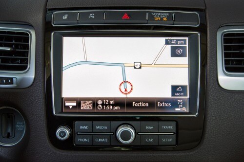 2015 Volkswagen Touareg TDI Executive 4dr SUV Navigation System