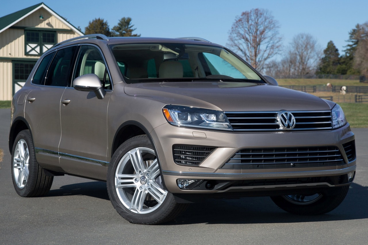 Used 2016 Volkswagen Touareg For Pricing Features Edmunds