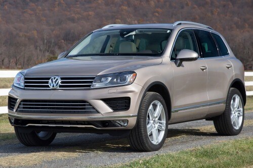 2016 Volkswagen Touareg TDI Executive 4dr SUV Exterior Shown