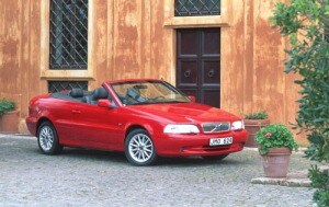 2000 Volvo C70