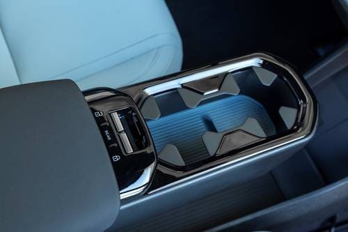 2025 Volvo EX30 Twin Motor Performance Ultra 4dr Hatchback Cupholders