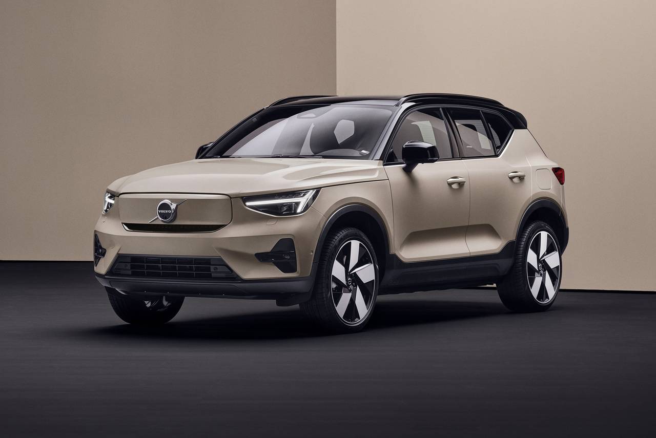 2026_volvo_ex40_4dr-suv_twin-