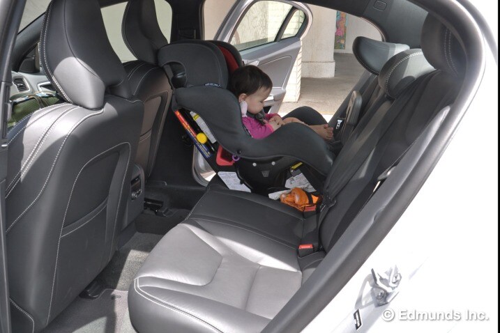 2017 Volvo S60 Edmunds Road Test Also Quite Unusual For This Particular Car Seat There S No Blind Spot When It Installed In The Penger Side Outboard Position