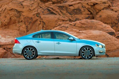 2018 Volvo S60 Polestar Sedan Review Ratings Edmunds 2018 Volvo S60 T5 Inscription Platinum Sedan Profile Options Shown