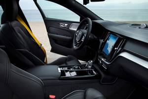 2022 Volvo S60