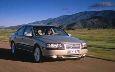 Used 1999 Volvo S80 T6 Sedan Features Specs Edmunds 1999 Volvo S80 4 Dr 2 9 Sedan Shown
