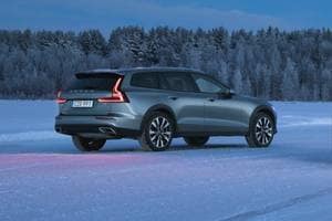 2020 Volvo V60 Cross Country