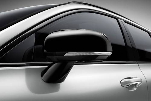 2021 Volvo V60 T5 R-Design Wagon Exterior Detail