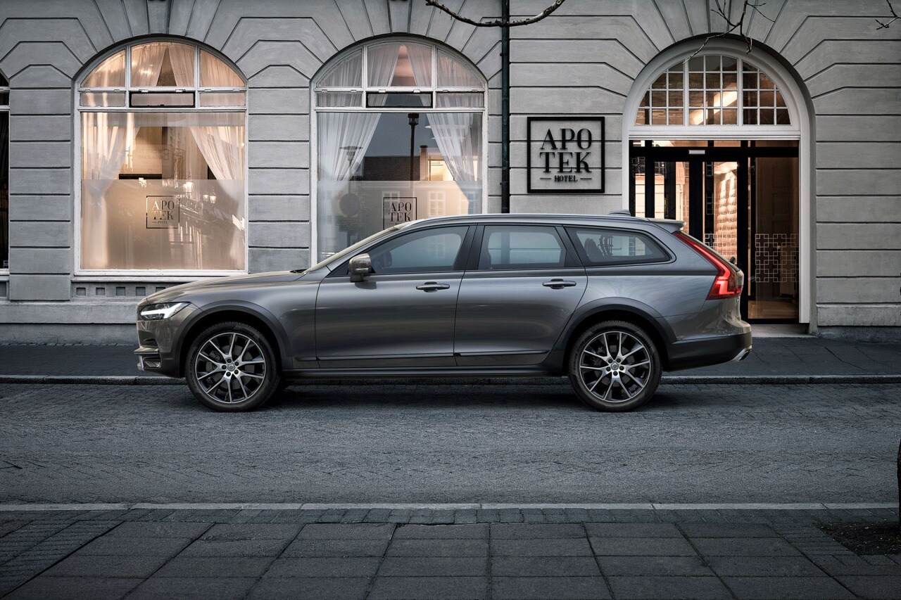 2017 Volvo V90 Cross Country Pricing For Sale Edmunds