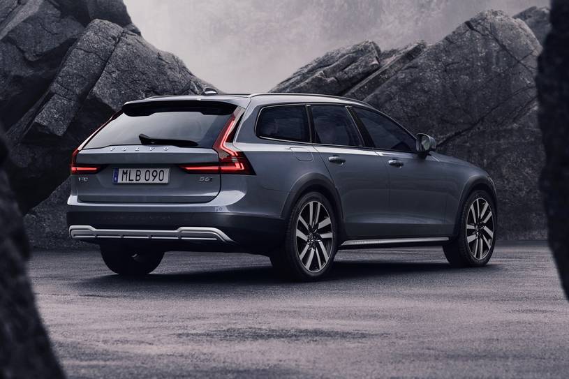 21 Volvo V90 Cross Country Prices Reviews And Pictures Edmunds