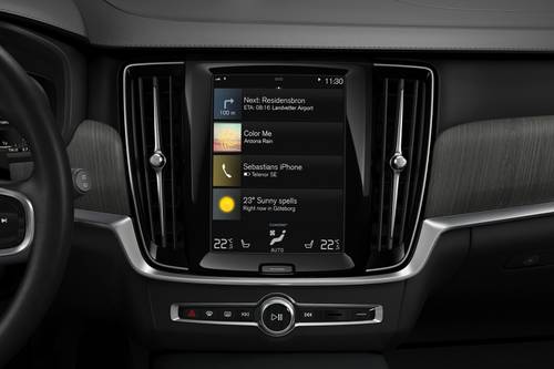 2025 Volvo V90 Cross Country B6 Ultra Wagon Center Console