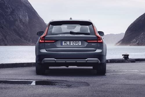 2025 Volvo V90 Cross Country B6 Ultra Wagon Exterior