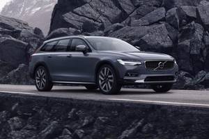 2026 Volvo V90 Cross Country