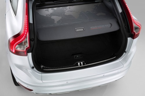 2017 Volvo XC60 T6 Inscription 4dr SUV Cargo Area