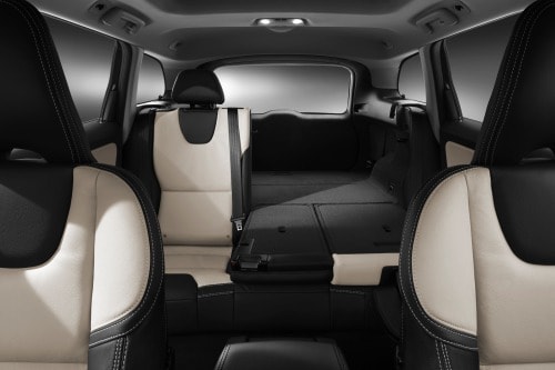 2017 Volvo XC60 T6 R-Design 4dr SUV Interior