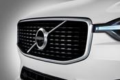 2021 Volvo XC60 Recharge Plug-In Hybrid T8 R-Design 4dr SUV Front Badge