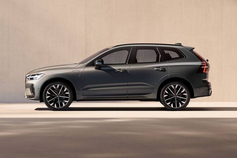 2026 Volvo XC60 T8 Ultra 4dr SUV Profile Shown
